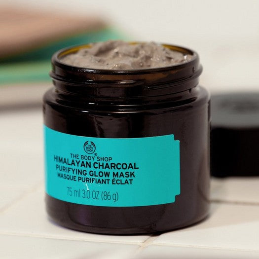 The Body Shop Himalayan Charcoal Purifying Glow Mask